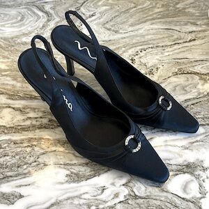 NINA Satin Black Dress Shoes, size 9
